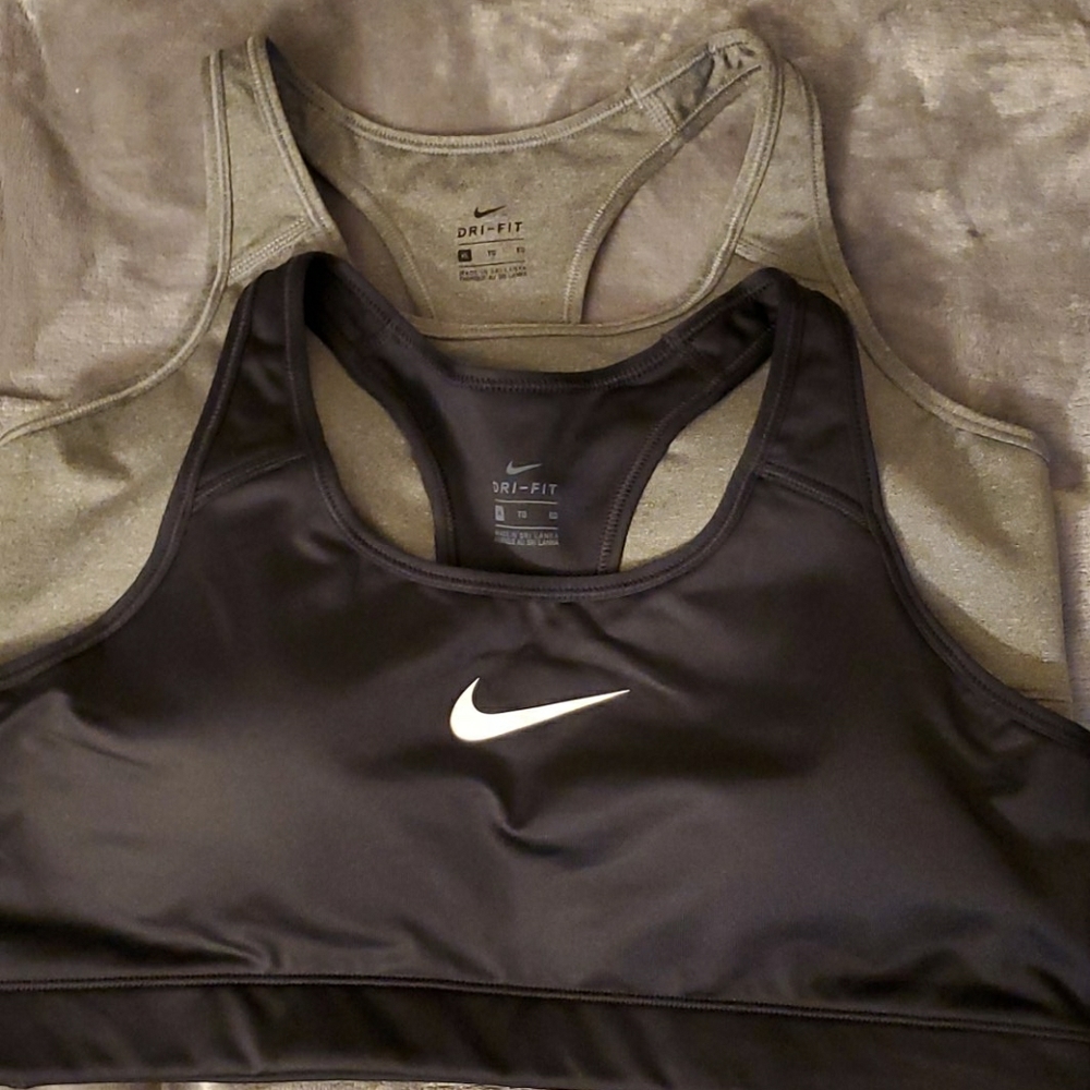 2 Nike XL Sports Bras